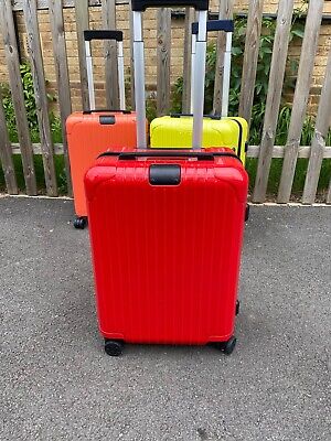 Rimowa  MONCLER Cabin Size Red Colour • 578.11€