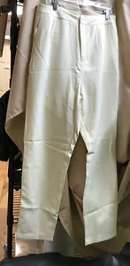 Pretty Little Thing Cream Cropped Trousers Sz 12 NEW - Picture 1 of 6