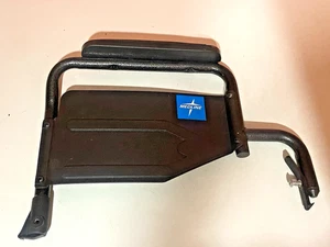 Sedia a rotelle Medline Guardian serie K1 K ricambio bracciolo destro con cuscino - Foto 1 di 6