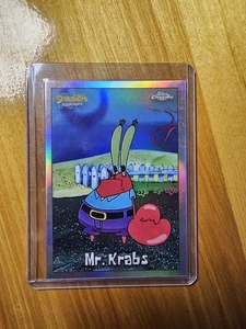 MR KRABS Refractor Silver 2025 Topps Chrome SpongeBob Schwammkopf #28 - Bild 1 von 3