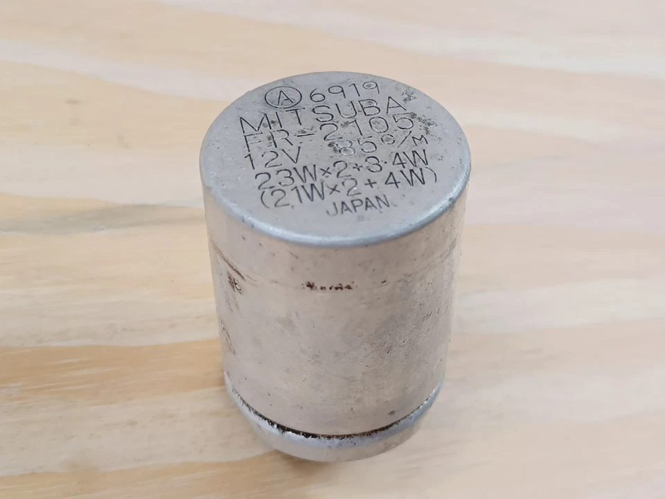 (D) OEM HONDA CB650 / CB650C /CB650SC / CM450A TURN SIGNAL RELAY 38301-415-004 - Image 1 of 4