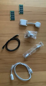 Ansammlung von verschiedenem alten Apple-Zubehör (Kabel, RAM, USB Verlängerer) - Bild 1 von 6