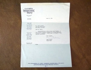 Carta de Victoria del Partido Demócrata de California firmada por Nancy Pelosi 1982 - Imagen 1 de 5
