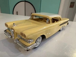 1958 Edsel Pacer Hardtop Original  Dealer Promo Model Car Tri Tone Yellow - Picture 1 of 5