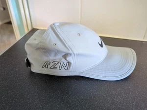 Nike True Tour Cap Flat Bill Vapor RZN Swoosh Dri Fit Golf Flex grigio cappello a punta - Foto 1 di 8