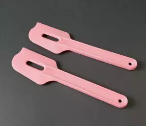 Tupperware 8" Paddle Spatula & Scraper Set Gadget set of 2 Pink Sale New - Picture 1 of 1