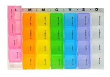 PORTAPILLOLE SETTIMANALE Italiano 7 PORTA PILLOLE GIORNALIERI Tascabili Colorati