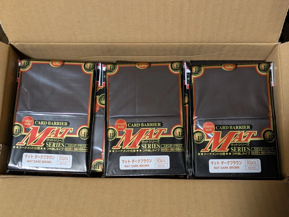 KMC Card Barrier Mat Marrón Oscuro Mangas Estuche 30 paquetes de 80 2400 Mangas Foto 1 de 1