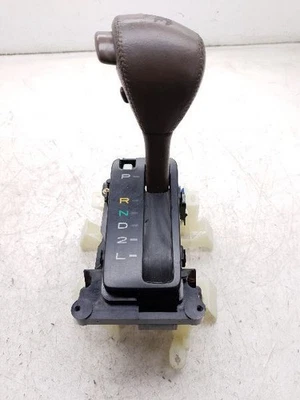 1999 LEXUS ES300 3.0L FWD AT AUTOMATIC TRANSMISSION SHIFTER  - Image 1 of 4