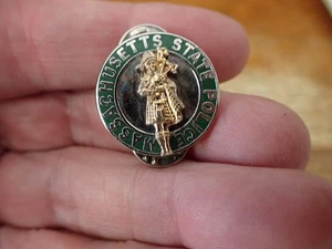 PIN SOLAPA PIPAS Y TAMBORES POLICÍA ESTATAL DE MASSACHUSETTS BX 12 #34 - Imagen 1 de 2