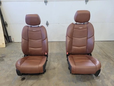 Cadillac Escalade 2016-2020 canastilla delantera par de asientos de cuero usados 102 k millas Foto 1 de 4