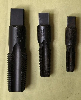 3 Ridgid Pipe Taps ~ E-5112  1/8" ~ E-5113  1/4" ~ E-5115  1/2"  ~  Made in USA - Image 1 of 4