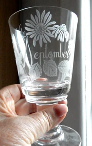 Dartington Glass Water Rummer Goblet The Month SEPTEMBER Pam Baker Hand Engraved - Picture 1 of 11