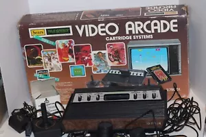 Vintage Sears Tele-Games Video Arcade Atari 2600 System scatola originale - Foto 1 di 13