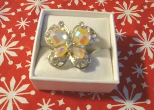 Bellissimo anello regolabile cocktail farfalla - Foto 1 di 5