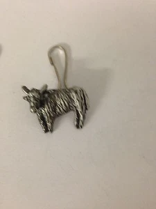 Highland Cow R75 English Pewter Emblem on a Zip Puller - Picture 1 of 1