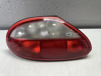 97-00 JAGUAR XK8 CONDUCTOR CUARTO IZQUIERDO MONTADO PANEL FRENO FRENO FRENO LUZ TRASERA LÁMPARA Foto 1 de 4