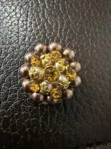 Vintage LeRUC Clip-On Earring Gold Tone Amber Rhinestones Floral Cluster - Picture 1 of 6