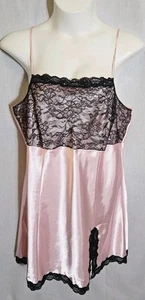 Neu mit Etikett Cacuque DAMEN rosa mit Spitze Babydoll flüssiger Satin Negligee Nachthemd Gr. 22/24 - Bild 1 von 9