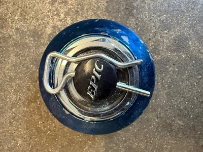 Tapa central Epic, parte # 991-0501B (P8811) Foto 1 de 3