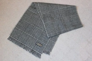 Cashluxe 100% Acrylic Scarf Black White Plaid 11" x 51" - Picture 1 of 1