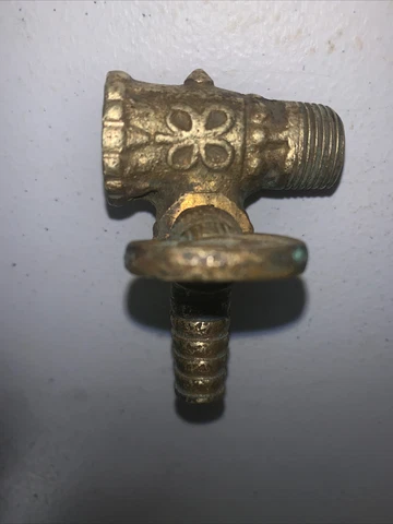 Eastlake Cast Embossed 4 Leaf Clover Brass Ornate Gas T-Valve Hole Punch TurnKey Cover