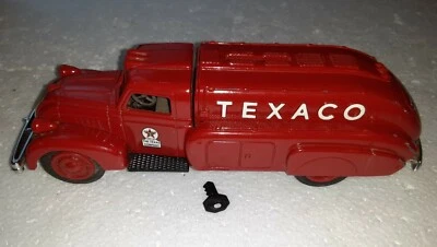 #10 ERTL Diecast 1939 Texaco Dodge Airflow Tanker Bank con llave Foto 1 de 4