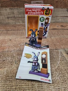 McFarlane Five Nights at Freddy's FNAF Nightmare Bonnie Standuhr Set - Bild 1 von 6