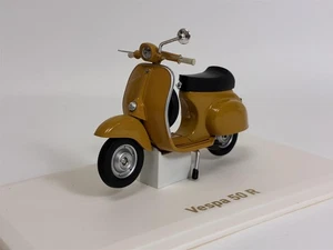 Vespa 50 R Positano Yellow 1:18 Scale Norev 182080 - Picture 1 of 8