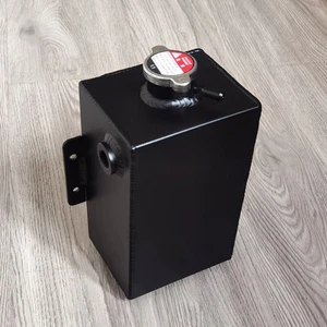 Depósito de tanque de expansión de desbordamiento de refrigerante de aluminio universal de 8" X 5" X 4" con tapa - Imagen 1 de 7