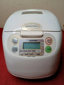 Zojirushi Neuro Fuzzy NS-JCC18 10 Tassen Reiskocher und Wärmer - Weiß - Bild 1 von 13