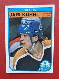 1982-83 O-pee-chee Hockey # 111 Jari Kurri.  2nd Card Edmonton Oilers
