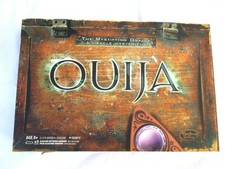 Ouija Board Game The Mystifying Oracle w/ Light Up Planchette Hasbro Gaming