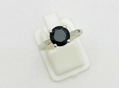 Anillo solitario negro para mujer de 7 mm para regalo de cumpleaños chapado en oro blanco de 14 k plateado Foto 1 de 4