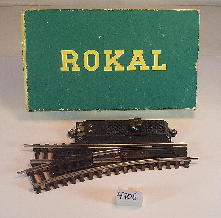Rokal Spur TT 1/120 Nr. 00162 Weiche links OVP #4706 - Bild 1 von 1