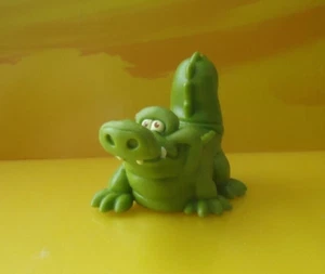 Disney Store Plastic Resin Tick Tock Crocodile Peter Pan 2011 Mattel 6cm x 5cm - Picture 1 of 3