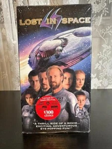 "Lost in Space" VHS – Sci-Fi Adventure Classic - Picture 1 of 2
