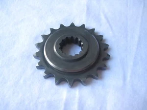 5mm Offset-Ritzel Z18/530 CB750 /900 /1100 F, CB 1100 R Offset Sprocket - Picture 1 of 1