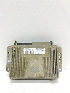 Centralina motore RENAULT LAGUNA I B56, 556 ECU S113725206 1.60 benzina 31420857 - Foto 1 di 5