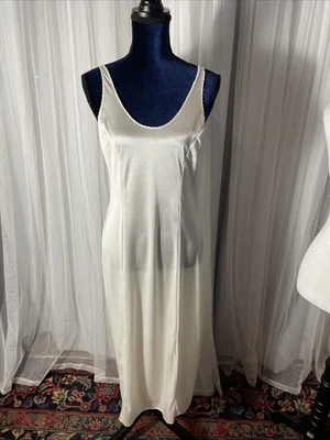 De Colección Gilligan & O'malley Crema Vestido Sin Mangas Camisón Largo Medio Usado en Excelente Condición Gótico Foto 1 de 4
