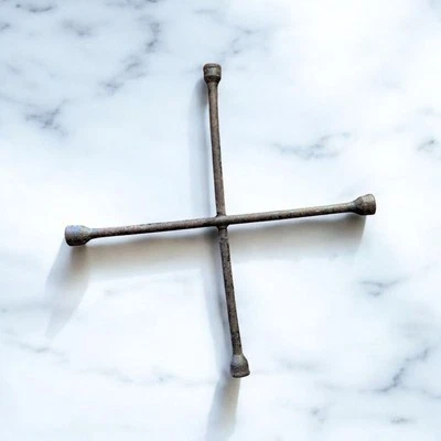 Vintage 4 Way Lug Nut Wrench X Cross Tire Wheel Car Flat Works On Most Models  - Image 1 of 4