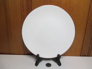 Royal Doulton England Carousel Fine Bone China White 8 3/8" Salad Plate Platinum - Picture 1 of 5