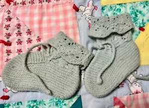 Botines de bebé antiguos tejidos a mano, azules - Imagen 1 de 4