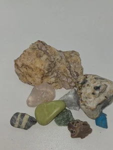 Lotto ROCCIA, CRISTALLO, MINERALE, FOSSILE E MISTI #12 - Foto 1 di 7