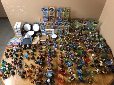 Lote Skylanders Activision, (¡Producto sellado con algunos resellados!) Foto 1 de 4