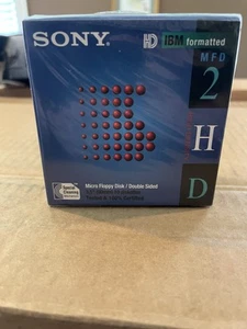 Pack de 10 disquettes Sony 3,5" 1,44 Mo 2 HD IBM formatées 10MFD-2HD NEUVES et scellées - Photo 1/2