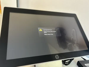 HP L7016T V1X13AA Touchscreen Monitor, Capacitive, 15.6in TN, 1366x768, 12VDC - Picture 1 of 11