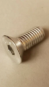 Tornillo de cabeza plana de acero inoxidable de 5/8-11 x 1-1/2" - CANTIDAD 4 - Imagen 1 de 6