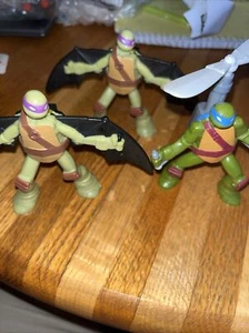 Lote de 3 figuras de acción Teenage Mutant Ninja Turtles 2016 Mcdonalds Happy Meal - Imagen 1 de 2