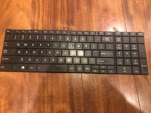 Toshiba Satellite 15.6" C855D-S5105 OEM Keyboard 6037B0077202 9Z.N7TSV.401 - Picture 1 of 3